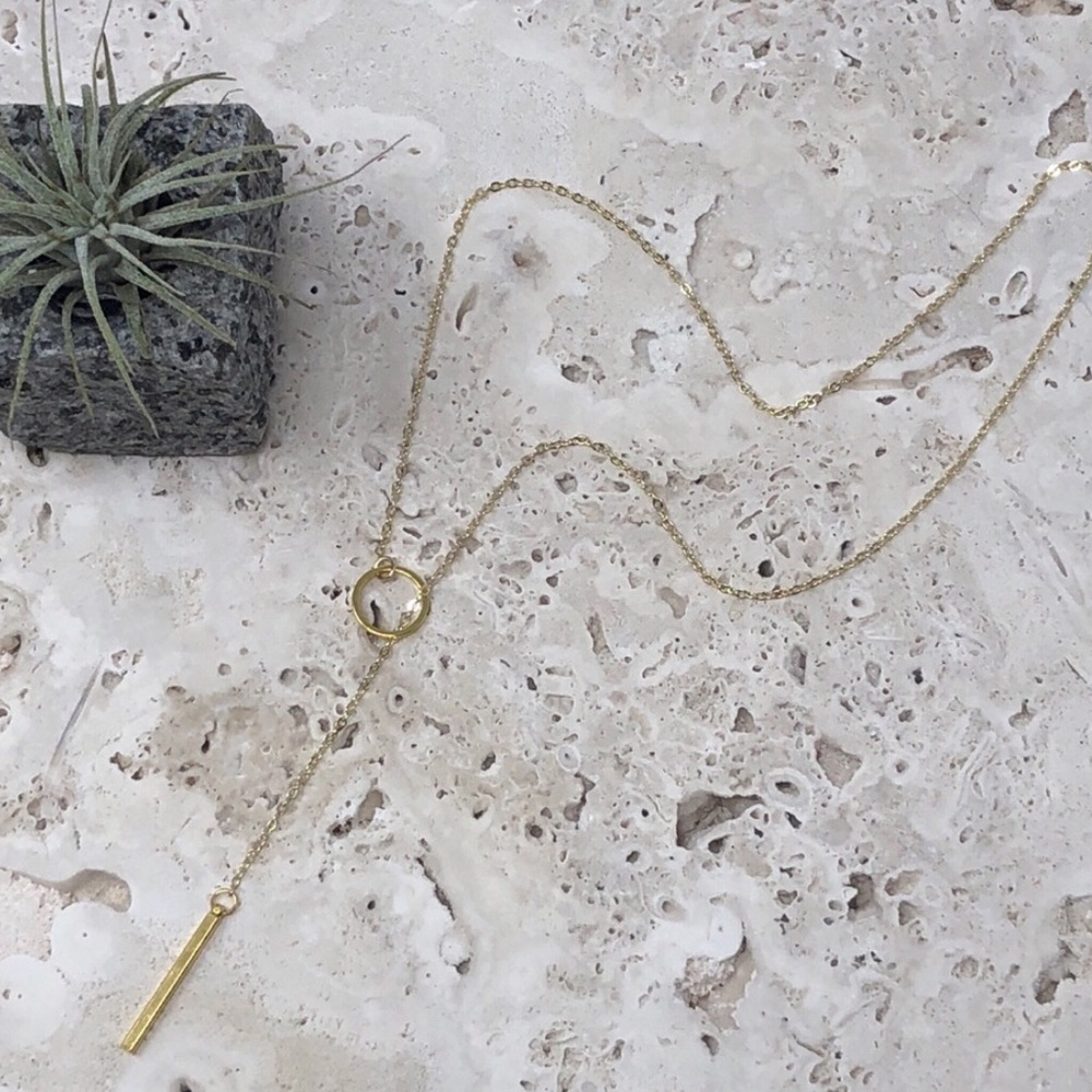 ✨ Gold Lariat Necklace✨ - Picture 3 of 3